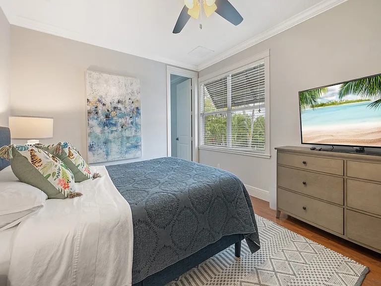 1913 Robalo Dr — Photo 28