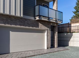 2461 Beck Rd, Abbotsford, BC V2S 4S3