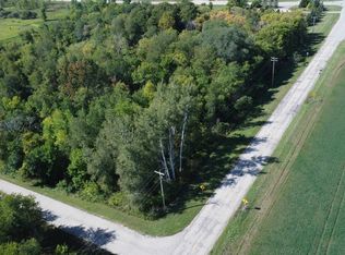 N6885 Gerhardt Ln, Manawa, WI 54949