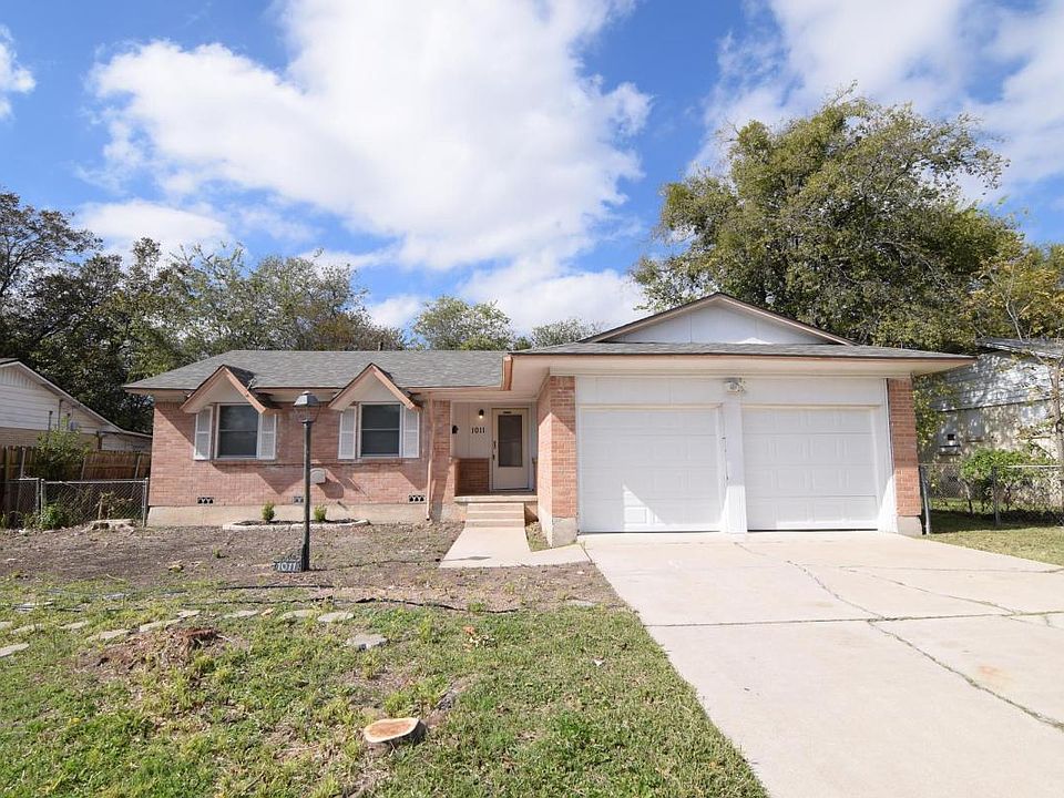 1st image of 1011 Pine Dr