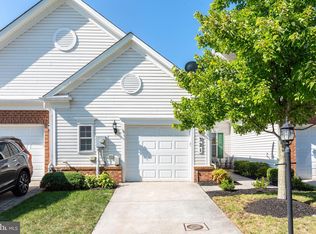 321 Clubside Dr #310, Taneytown, MD 21787
