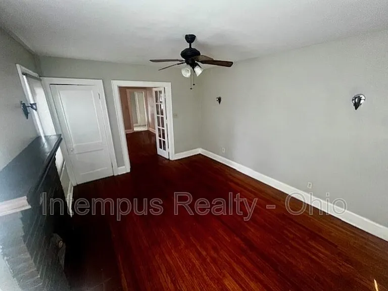 4237 Vine St #2 — Photo 6