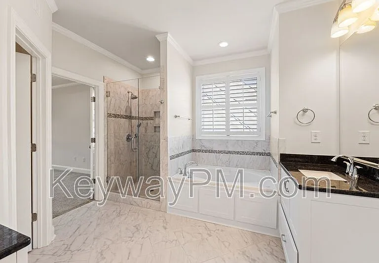 232 Dixon Ct — Photo 14