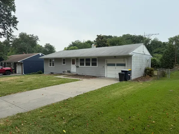 5546 N Woodland Ave, Kansas City, MO 64118