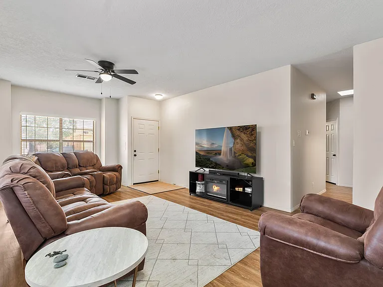7323 Niquel Pl NW — Photo 4