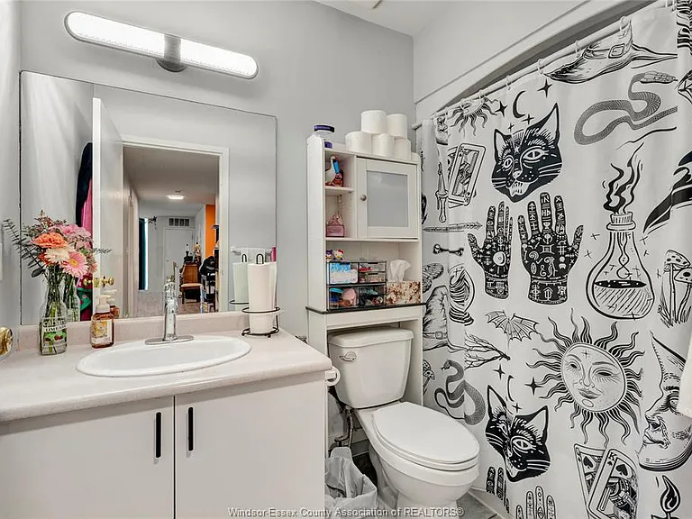 540 Ouellette Ave #7B — Photo 16