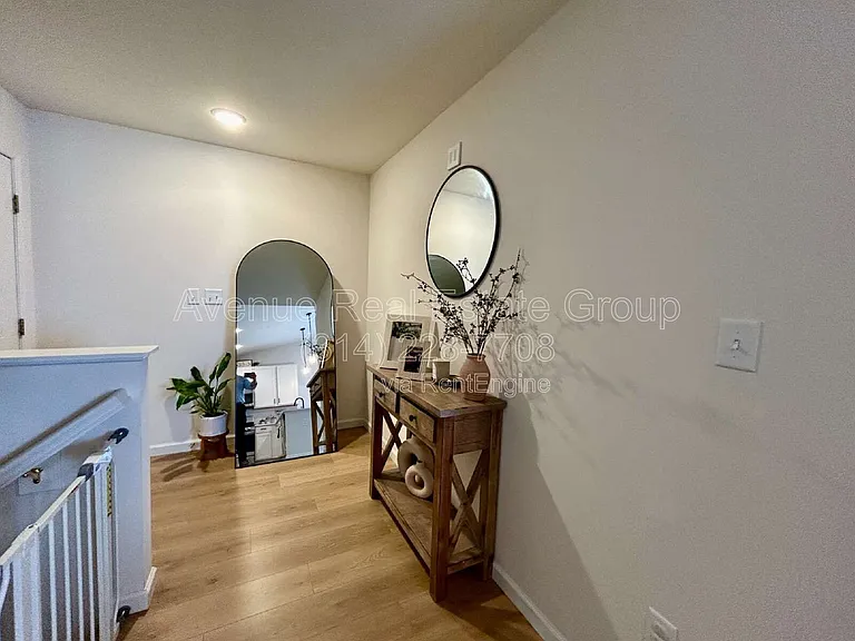 514 Rolling Meadow Dr — Photo 10