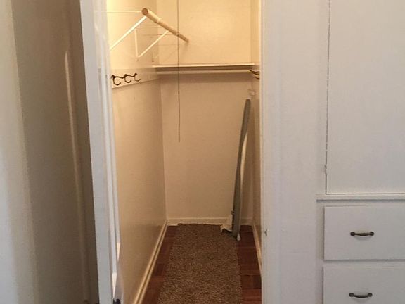 4th image of 508 Ash St