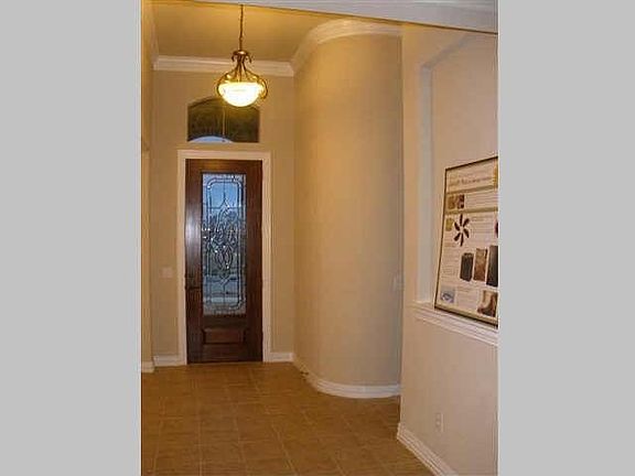 4th image of 4825 Jadi Ln