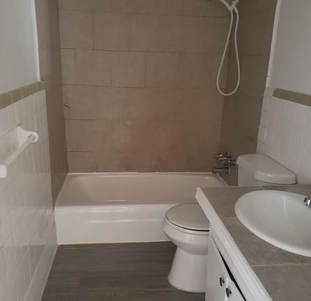 2nd image of 3710 Southmore Blvd #C27543a64