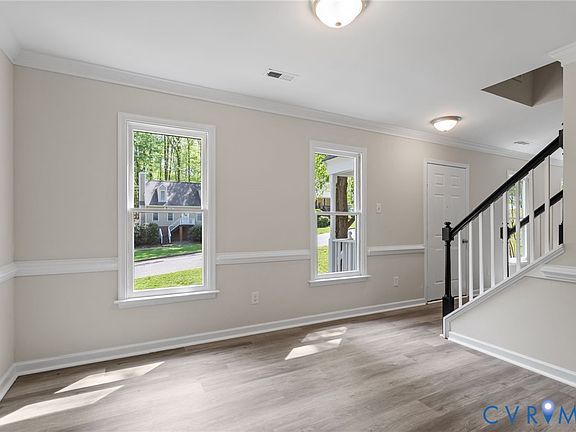 4th image of 10200 Natural Bridge Rd
