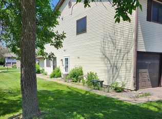 6536 83rd Ct N, Brooklyn Park, MN 55445