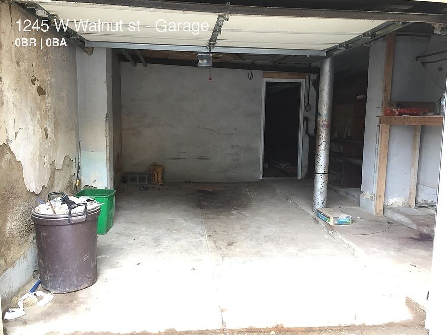 2nd image of 1245 W Walnut St