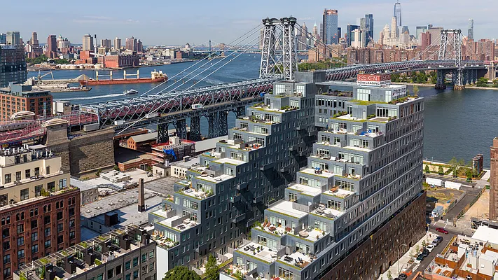 Rented by Nooklyn NYC LLC | media 18