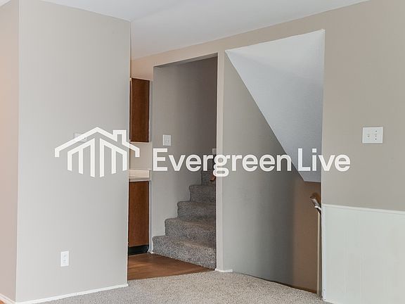 3rd image of 2455 Teakwood Manor Dr