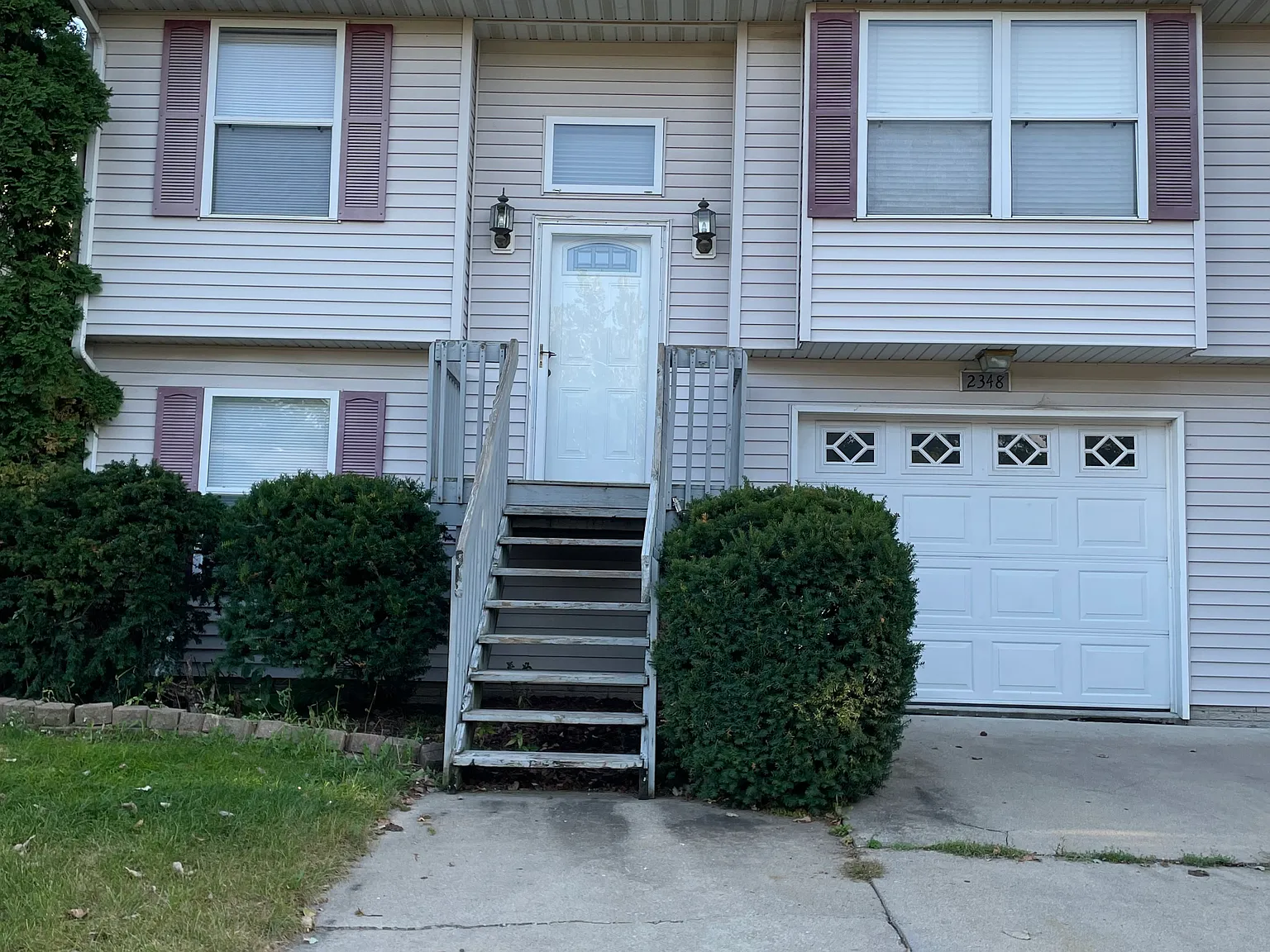 3 bed, 1500 sqft, $1,880 — Photo 1