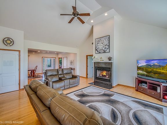 4th image of 27219 W Deer Hollow Ln