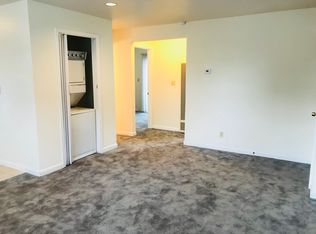 1908 Seminary Ave, Oakland, CA 94621