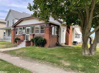 564 S Central Ave, Burlington, IA 52601
