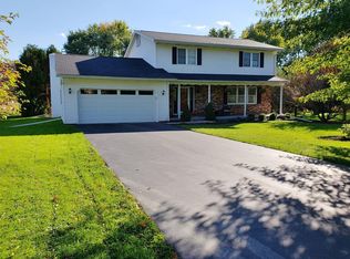 7 Hancock Dr, Horseheads, NY 14845