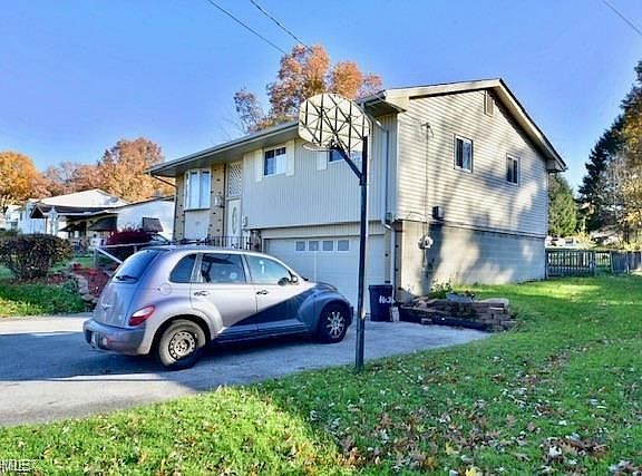 2nd image of 1317 Scioto Ave