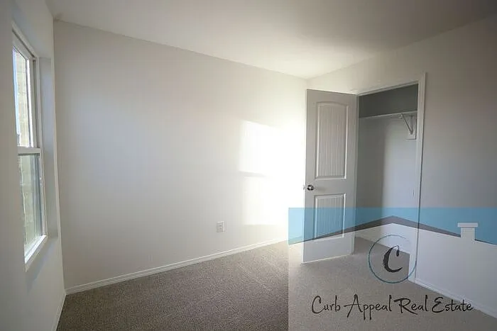 5708 Boone St — Photo 6