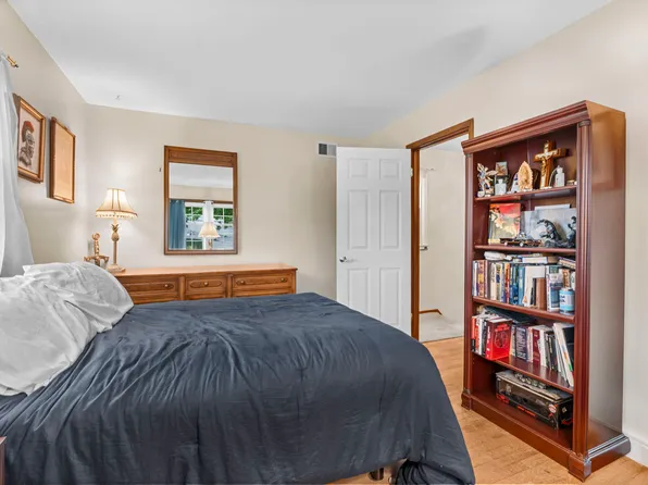 76 Jefferson Street image 25 of 36