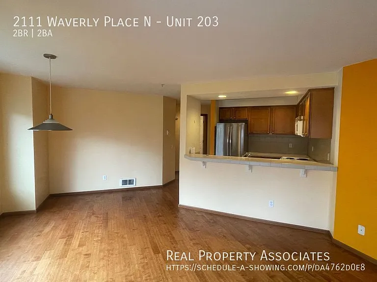 2111 Waverly Pl N #203 — Photo 2