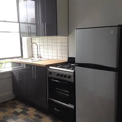 Rented by Apt 168 Inc | media 11