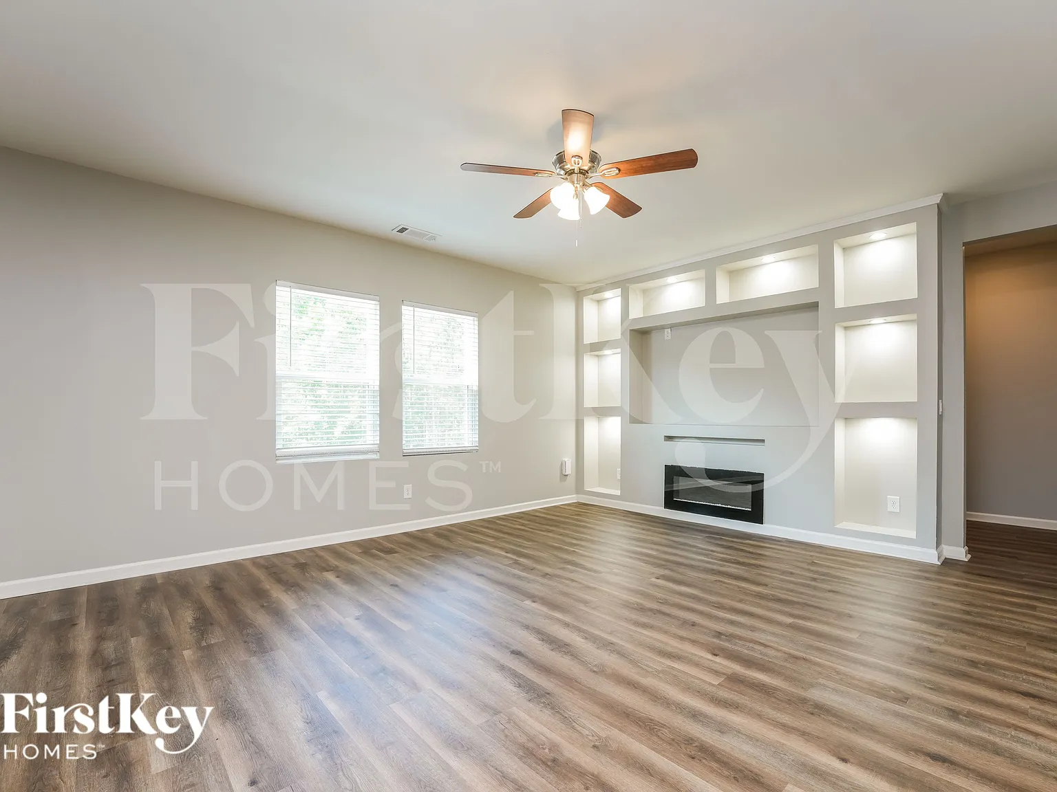 5 bed, 3.5 bath, 3460 sqft, $3,060 — Photo 2