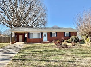911 Union Ter, Gastonia, NC 28056