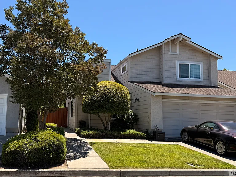 1466 Cresthaven Ln — Photo 2