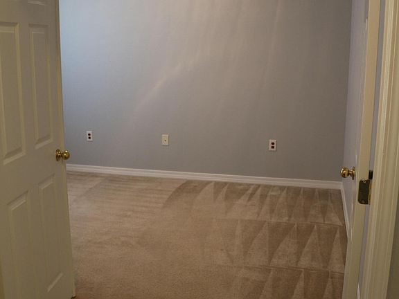 3rd image of 2110 Presidio St