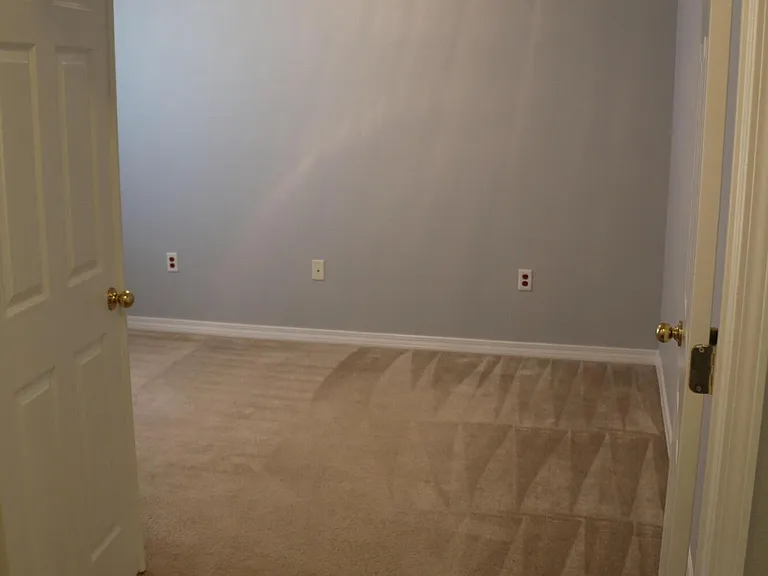 2110 Presidio St — Photo 3