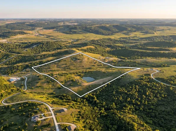 Fletcher Ln, Holts Summit, MO 65043