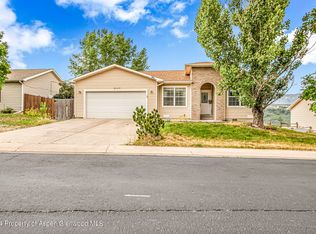 2447 Pioneer Way, Rifle, CO 81650