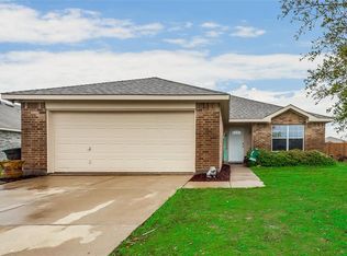 217 Palomino Dr, Waxahachie, TX 75165