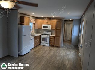 36 Beverly Ln, Nassau, NY 12123
