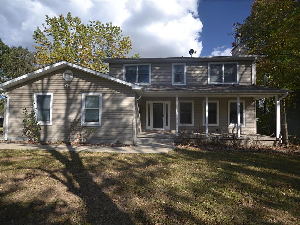 1st image of 7737 Country Acres Ln