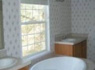 135 County Road 3826, San Antonio, TX 78253