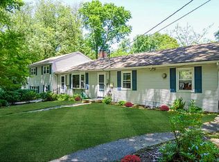 871 Cowesett Rd, Warwick, RI 02886