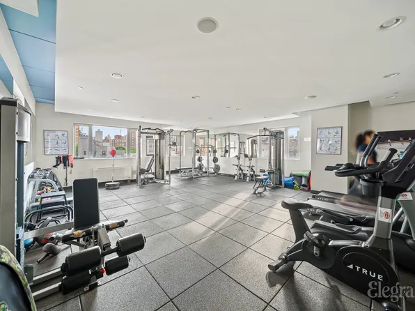 1810 3rd Avenue image 6 of 12