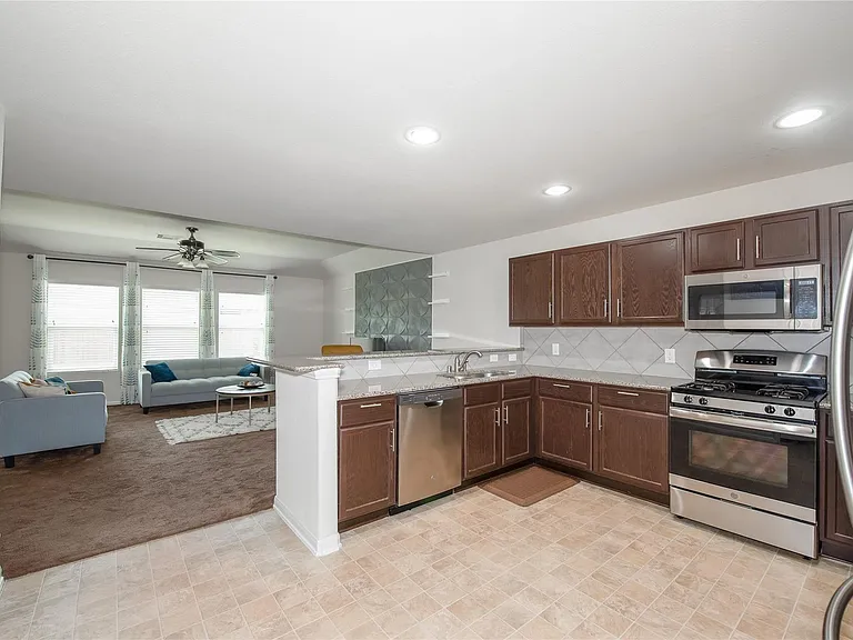 2384 Elm Crossing Trl — Photo 10