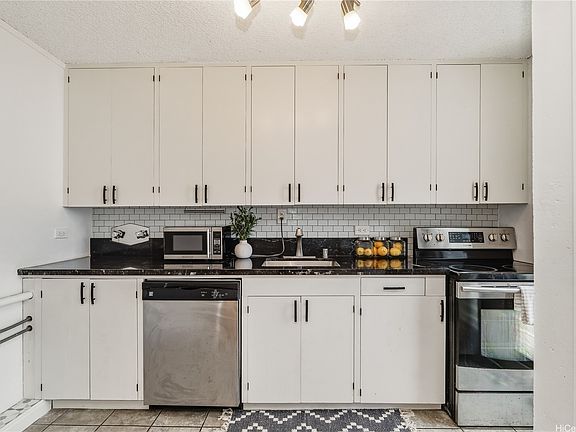 5th image of 3017 Pualei Cir APT 216