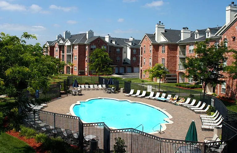 The Biltmore Apartments — Photo 7