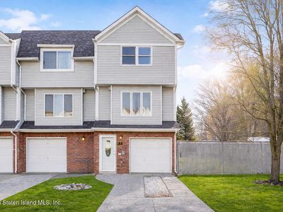 43 Westport Ln, Staten Island, NY, 10314