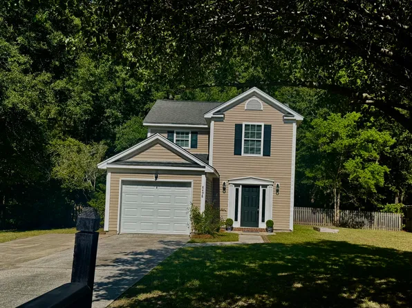 8498 William Moultrie Dr, Charleston, SC 29420
