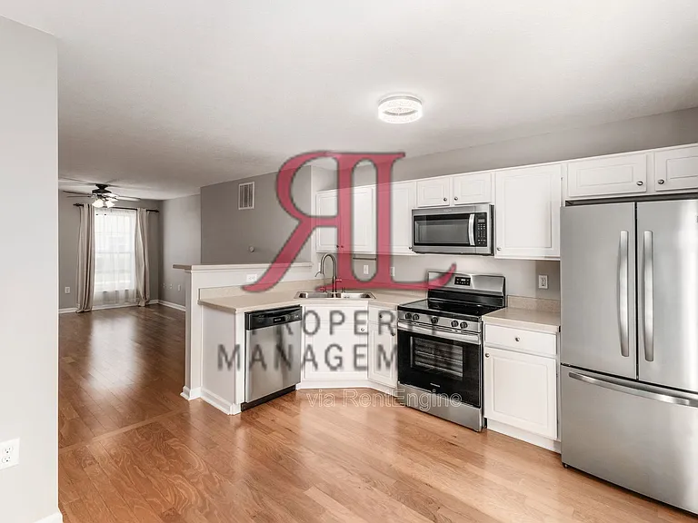 5807 Bridgehampton Dr — Photo 12