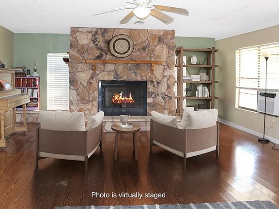 3rd image of 12337 Highway 190 W