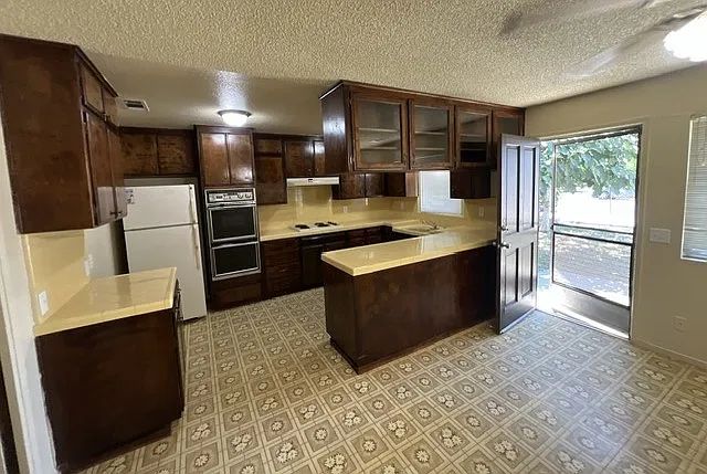410 S Larkin St #B — Photo 3